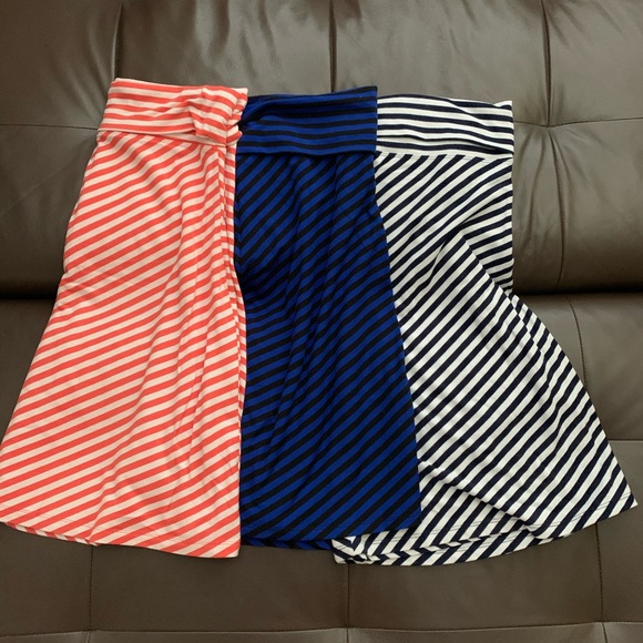 Cobalt Striped Skirt - Picture 4 of 4